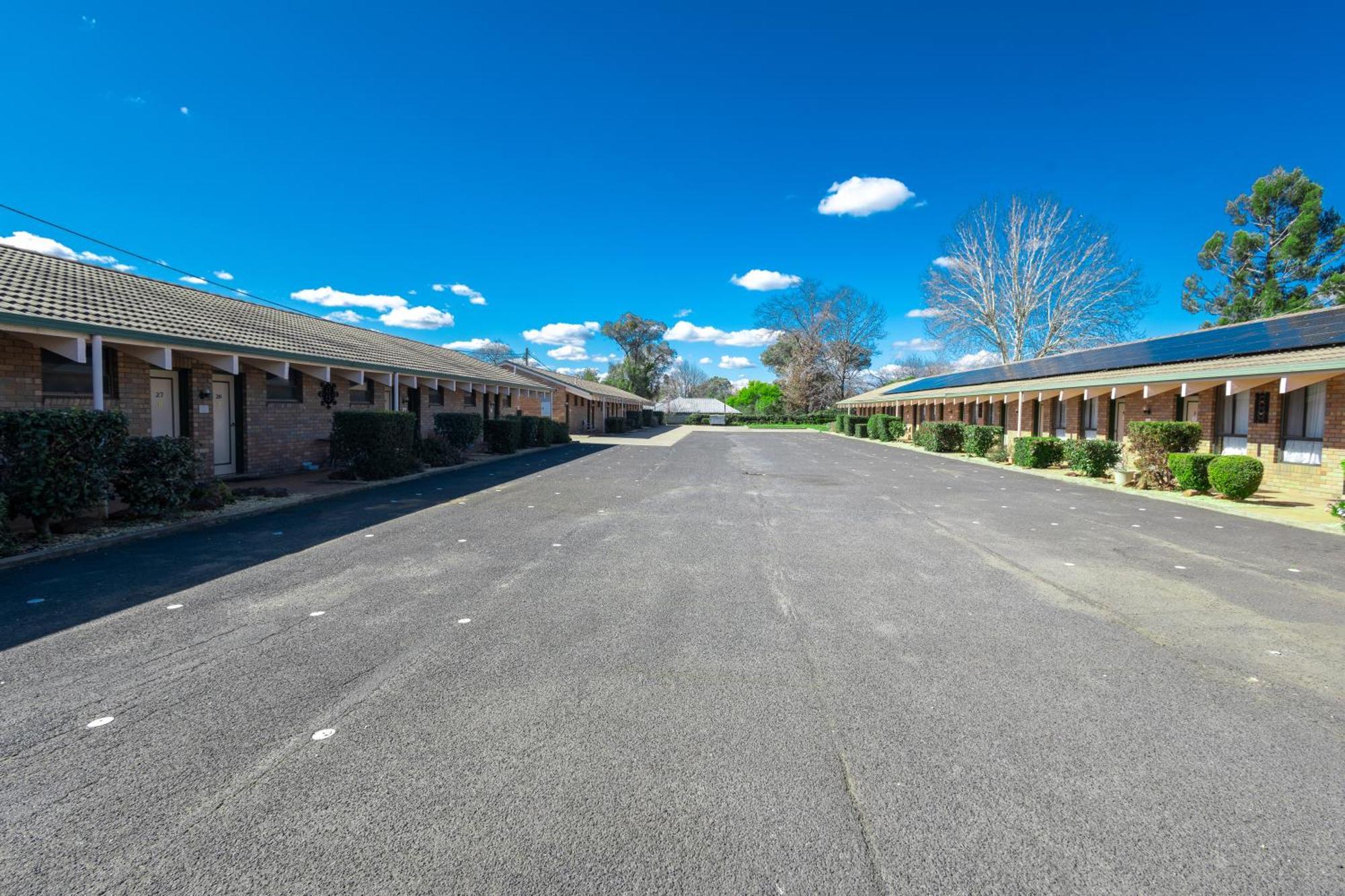 All Travellers Motor Inn Coonabarabran Exterior photo